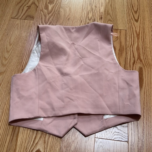 New! Zara women’s large light pink tailored waistcoat. - Picture 7 of 12